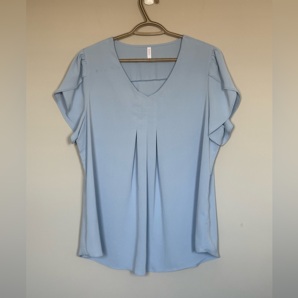 Bestbee powder blue blouse. Ladies size XL